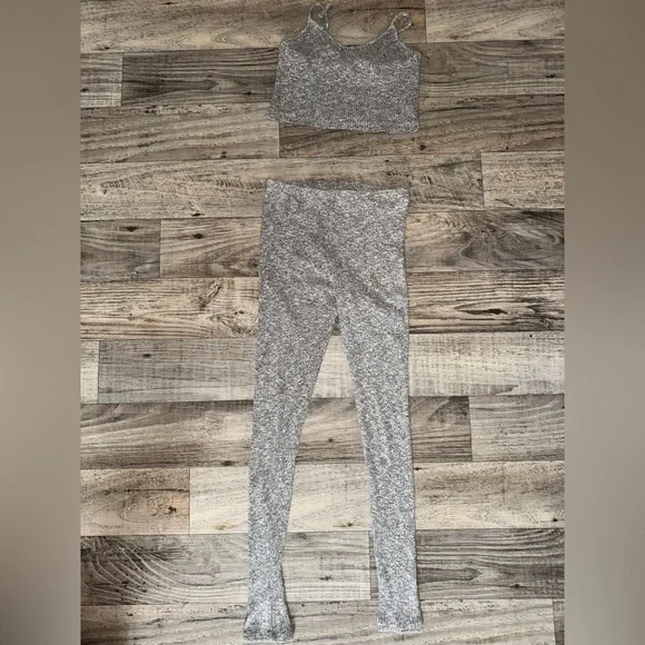 Gray Set - Picture 1 of 1